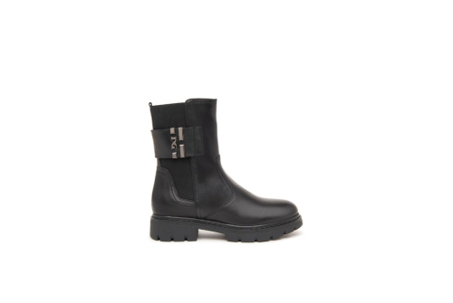 An image of Nero Giardini 'I411860D' black leather chelsea boot